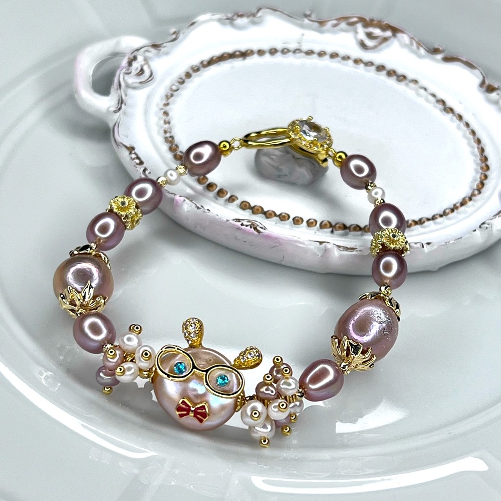 🤓 Handmade Freshwater Coin Edison Pearl Character Bracelet